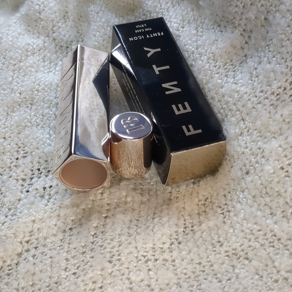 FENTY ICON "The Case" Two-piece Empty Refillable Case, Metallic Nude - Picture 2 of 14